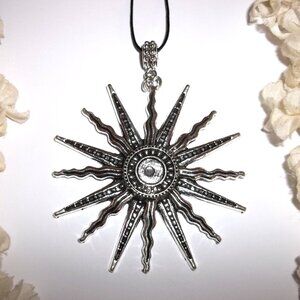 Silver Statement Starburst Medallion Cord Necklace Pendant Charm Large Big D039
